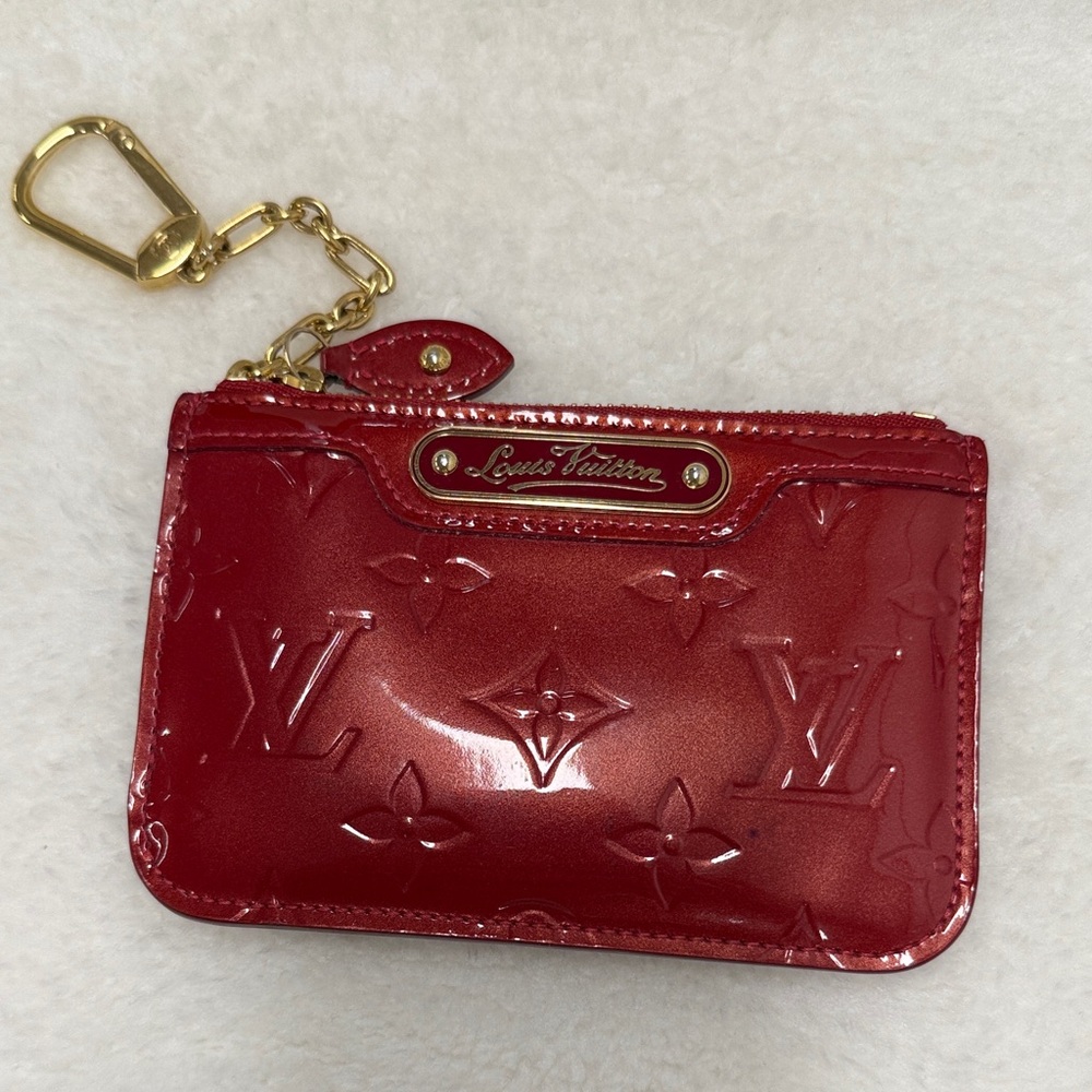 Louis Vuitton Red Vernis Cles Key Holder